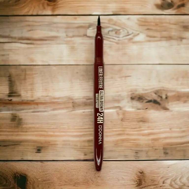 Eye liner feutre marron